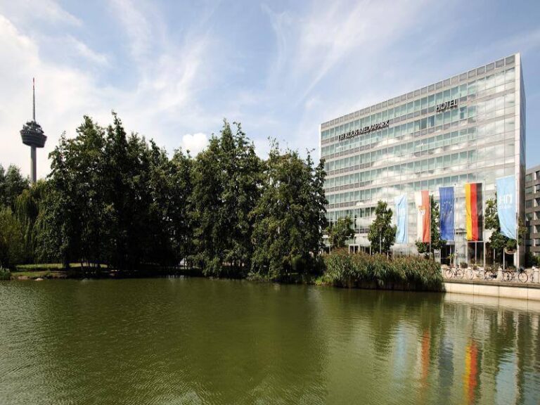 NH_Köln Mediapark_3